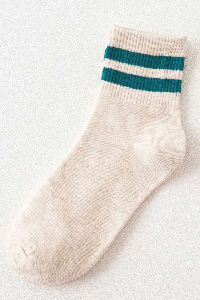 BASIC DAILY CASUAL FASHION SOCKS