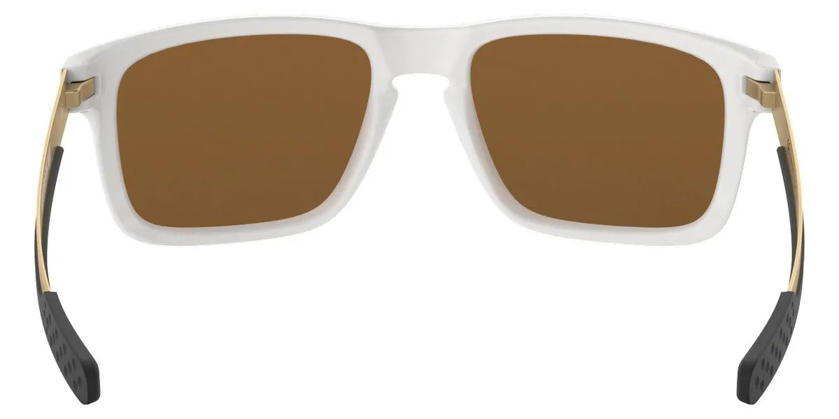 Oakley® OO9385