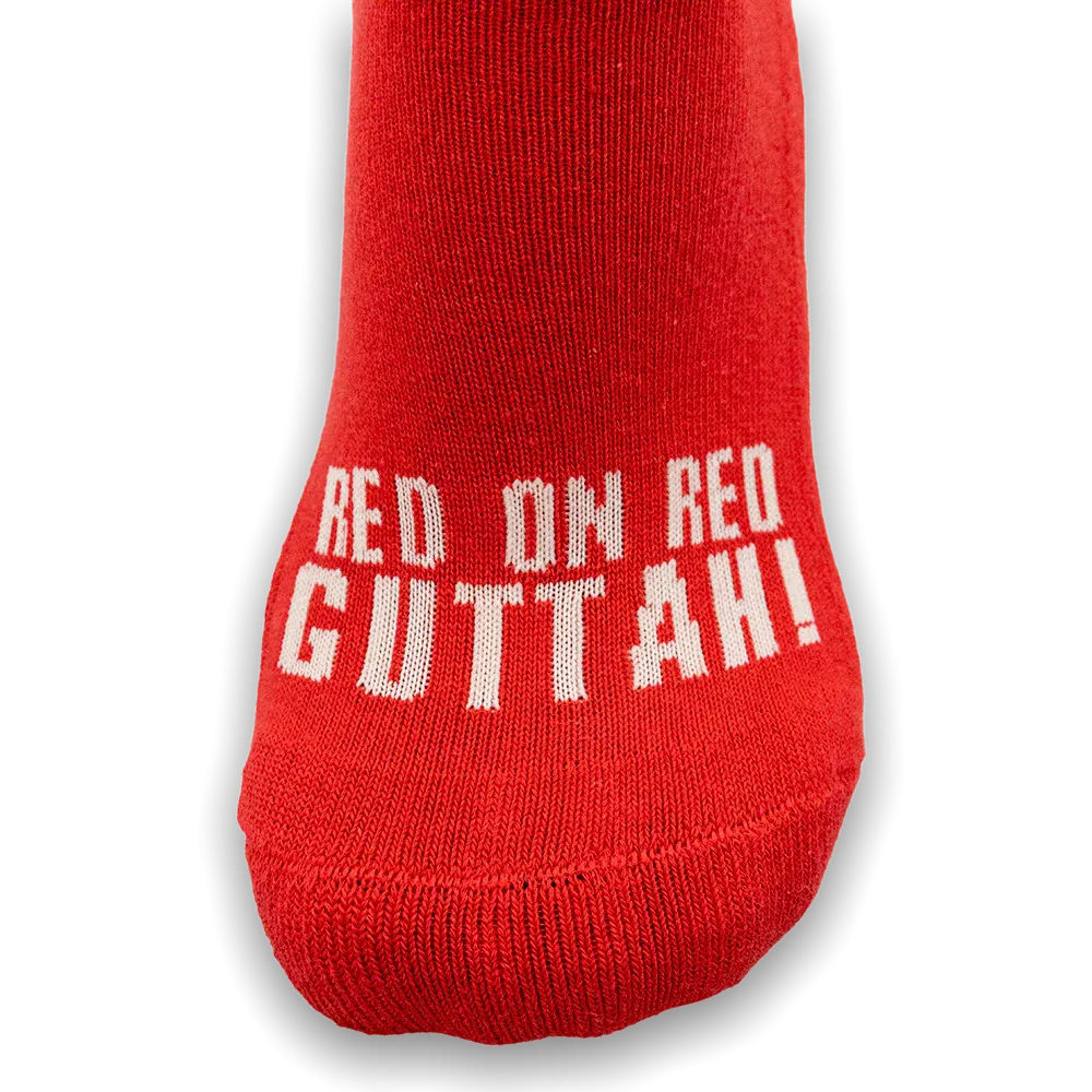 SHAKE JUNT RED ON RED SOCKS