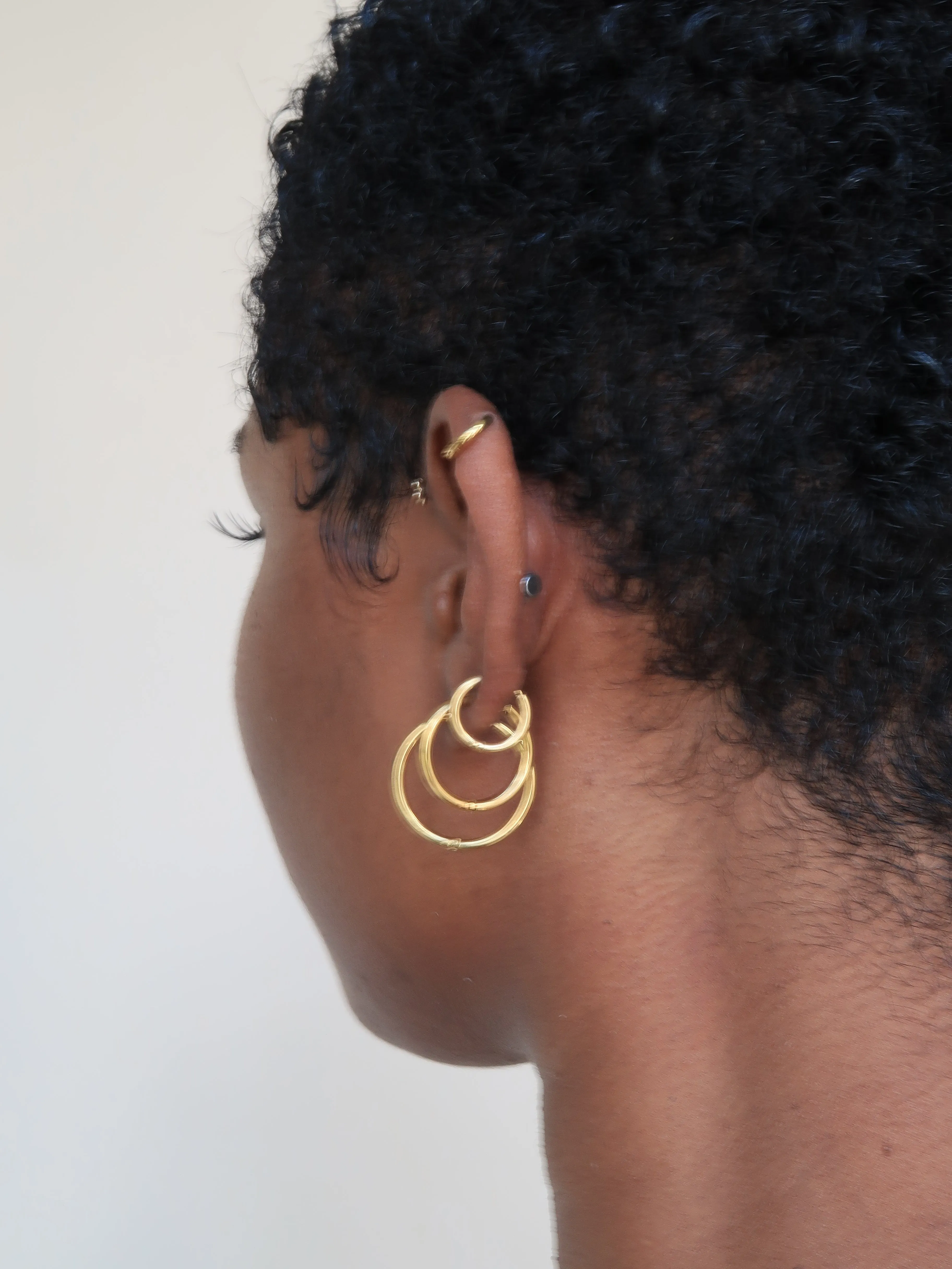 Slim Classic Hoops